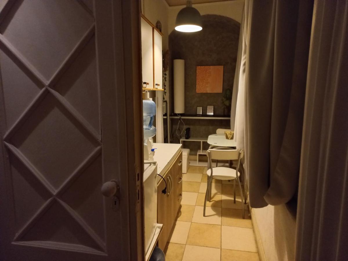 Mendoza 3 Dormitorios Con Balcones Y Alem Chic Monoambiente Y Mendoza Estudio Para 1 3 Apartamentos Екстериор снимка